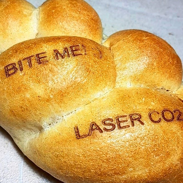 Automator_marking_laser_marking_on_food_bread